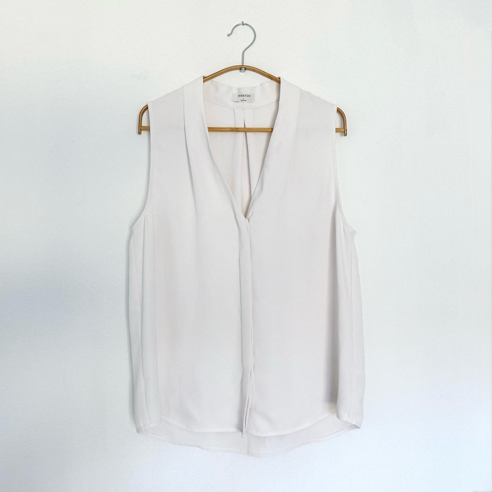 Aritzia Babaton Sleeveless Power Blouse White - Size Large